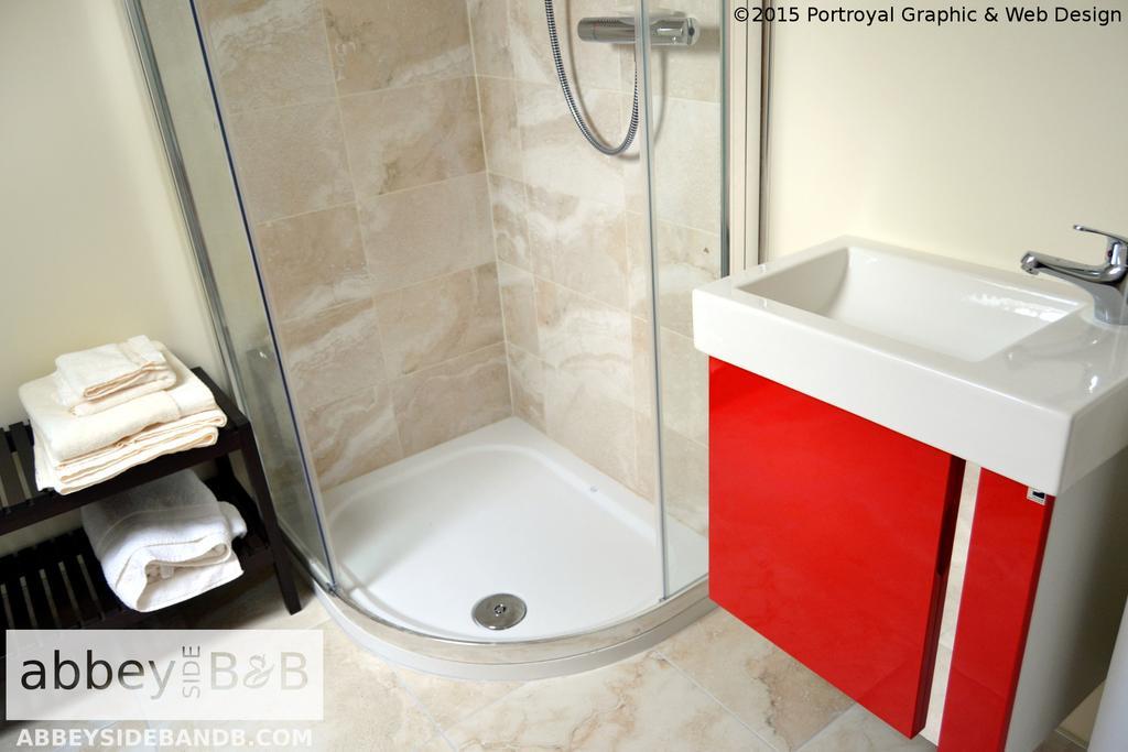 Ballintober  Abbeyside B&B מראה חיצוני תמונה