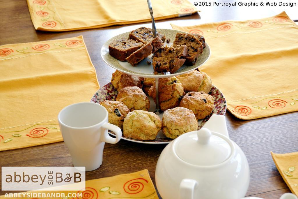 Ballintober  Abbeyside B&B מראה חיצוני תמונה