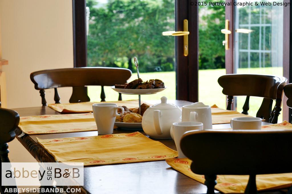 Ballintober  Abbeyside B&B מראה חיצוני תמונה