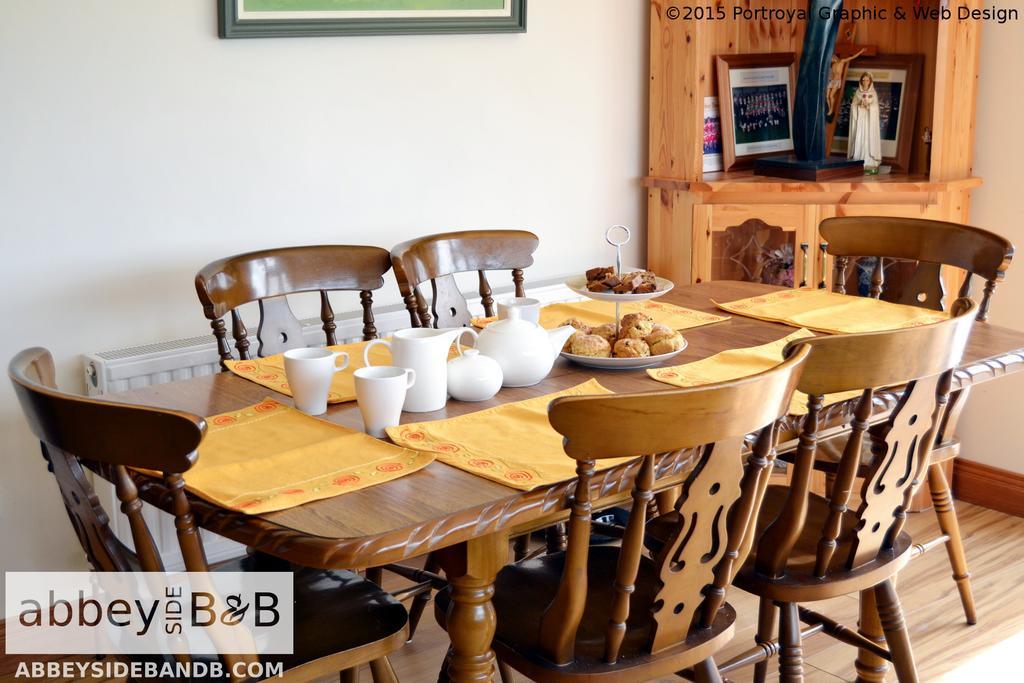 Ballintober  Abbeyside B&B מראה חיצוני תמונה